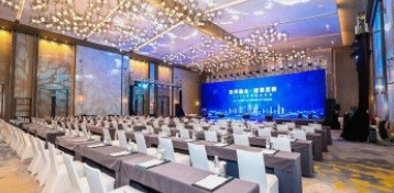 英語(yǔ)同聲翻譯分哪幾類(lèi)-英語(yǔ)同聲傳譯一天多少錢(qián)